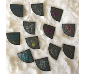 ADVENTSKALENDER 3. Dezember - Stickserie ITH - Buchecken Motive